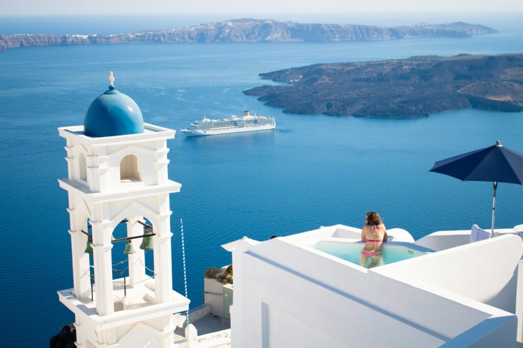 white houses on the edge of the sea